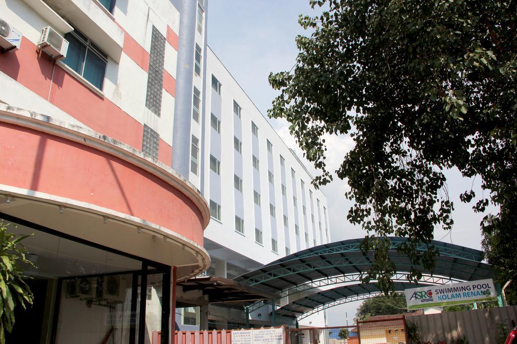 Hotel Asrc Алор Сетар Екстериор снимка